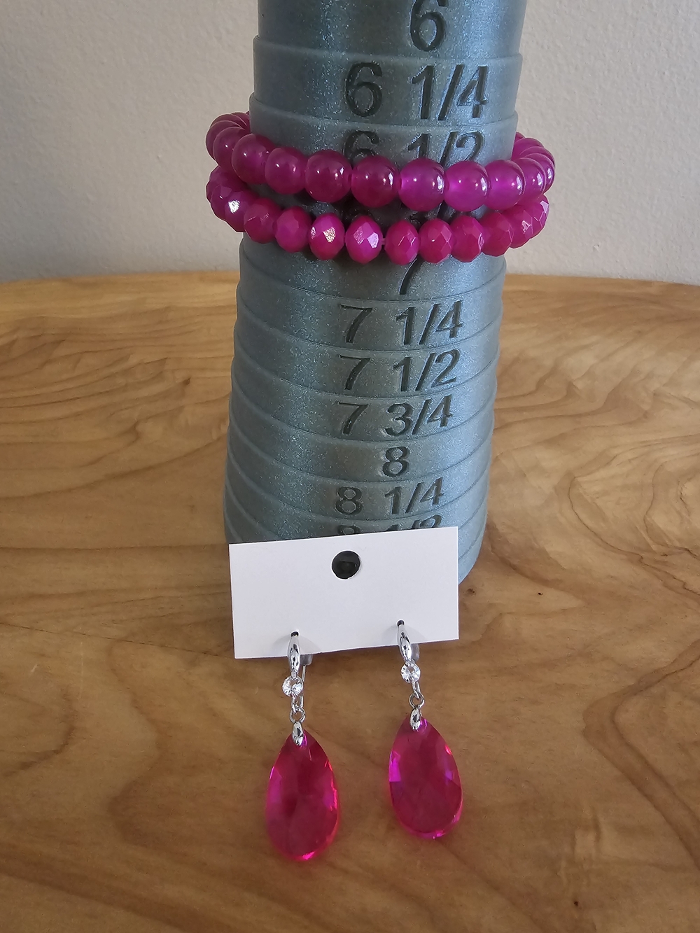 Bold Fuchsia Teardrop Earrings and Beaded Bracelet Set - Picture 4 of 5